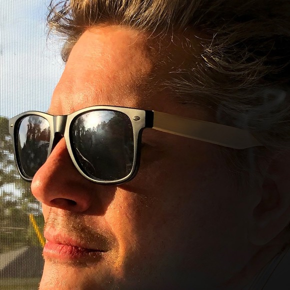 Meet your Posher, Scott - Picture 1 of 1